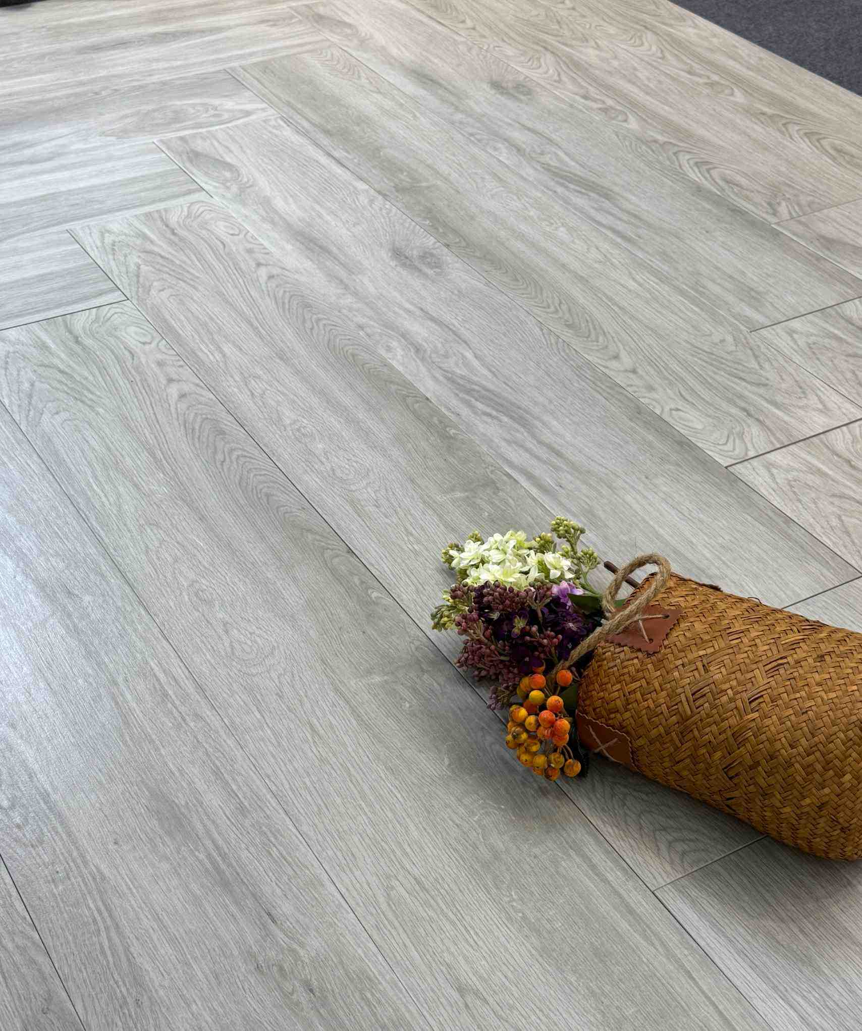 200x1200mm_matt_finish_wooden_tiles_foshan_4410.jpg