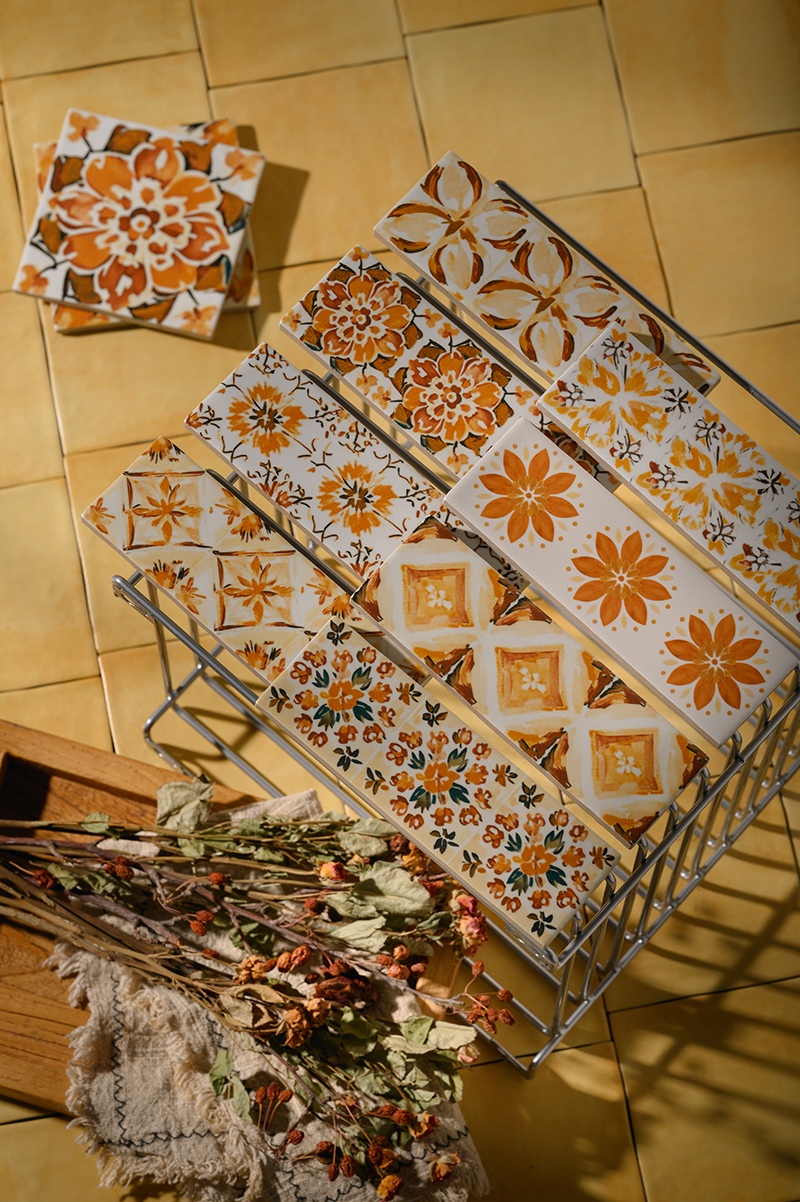 Fatong Porcelain Yellow Small Wall Tiles